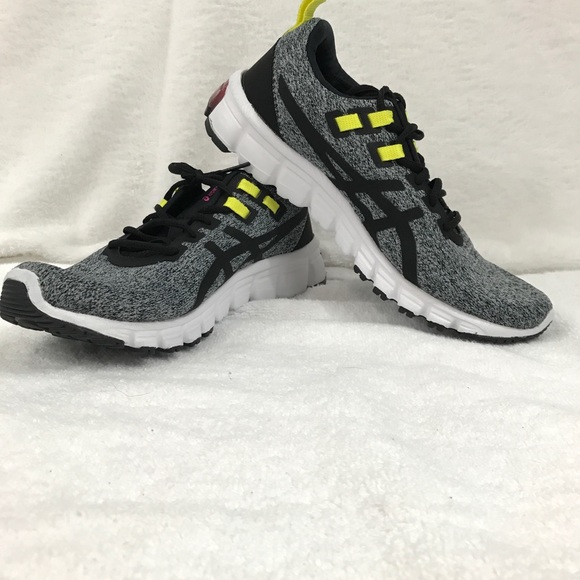 Asics Shoes - Asics Women's Gel-Quantum 90. Size 8.5